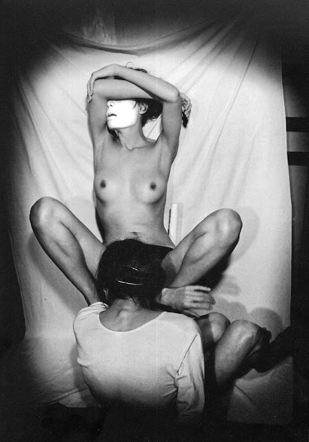 Eikoh Hosoe. Tatsumi Hijikata dans Kamaitachi, 1969